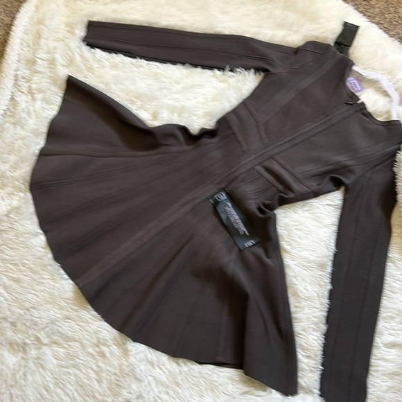 NWT AUTHENTIC HERVE LEGER DRESS - Picture 4 of 8